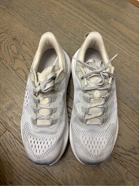 Hoka Kawana 3
